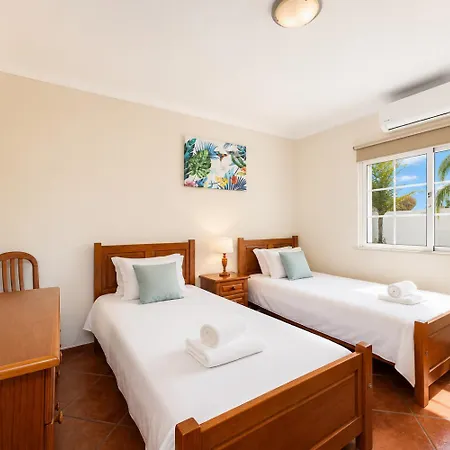 Casa Amendoeira Large Private Pool Wifi Αλμπουφέιρα