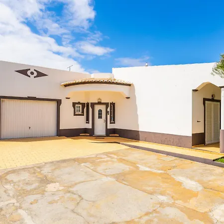 Casa Amendoeira Large Private Pool Wifi ヴィラ アルブフェイラ