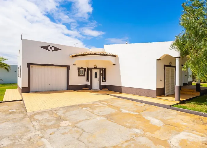 Casa Amendoeira Large Private Pool Wifi Villa Albufeira